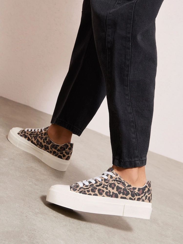 Leopard Canvas Flatform Lace-Up Trainers image 2