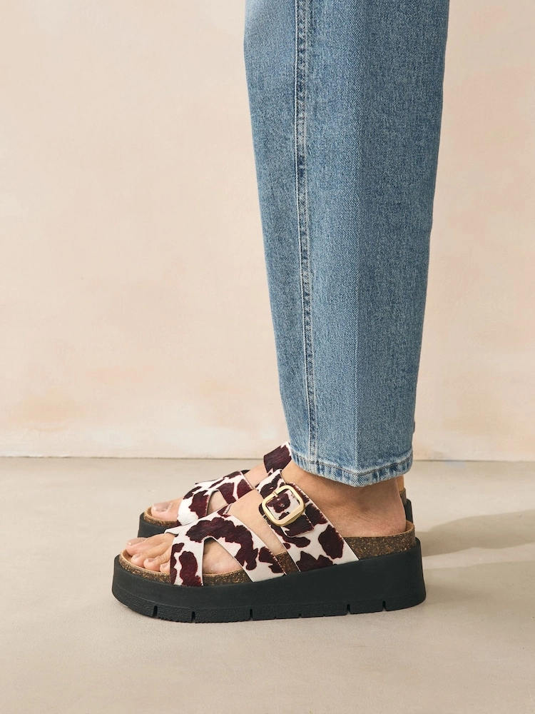 Leather Buckle Strap Flatform Wedge Sandals image 4